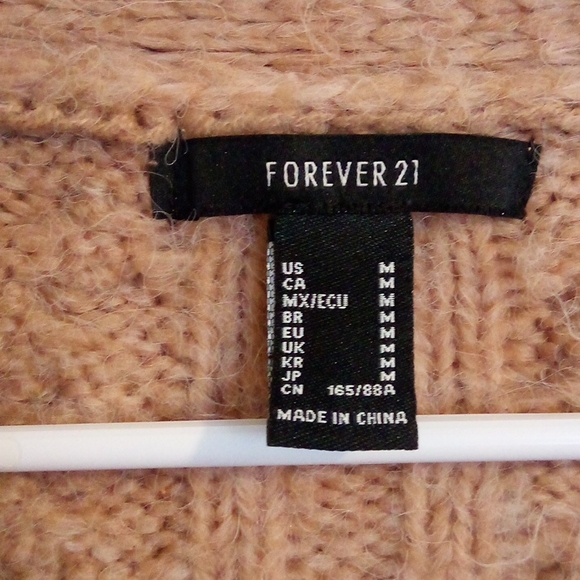 Forever 21 Beige Over sized Sweater Cardigan - Picture 2 of 3